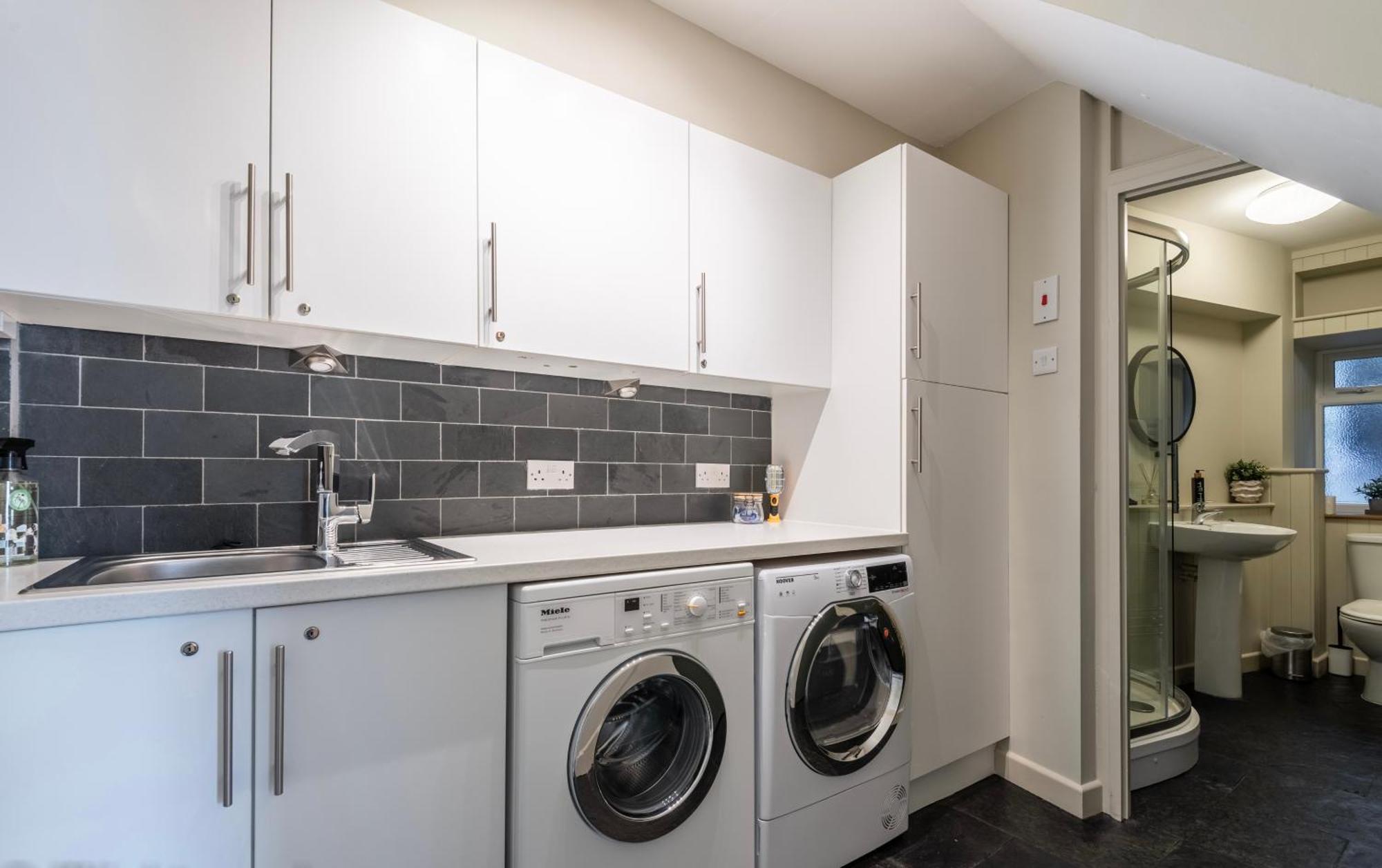Holiday home Holmleigh